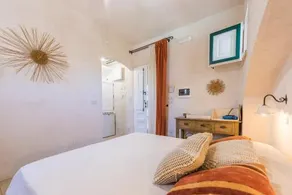 Maria ranch with pool - Image 3