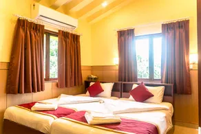 Dynasty Villas Boutique Resort - Image 3