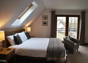 Orchard House - Image 3