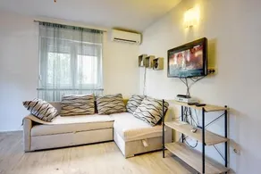Apartment Mores - Image 4