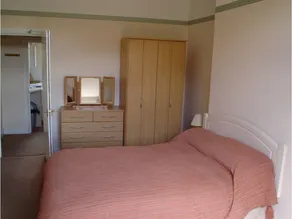 Parkside Holiday Flats - Image 2