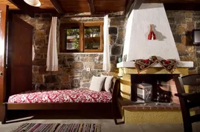 Monastiraki Traditional Guest House - Image 4
