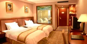Holiday Inn Triumphal - Image 5