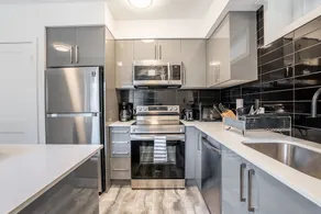 *NEW* Lovely Niagara Falls Vacation Home - Image 3