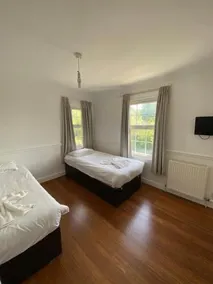 Buckingham Self Catering House - Image 4