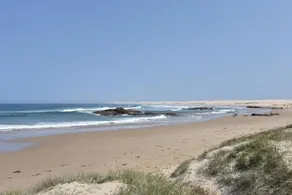 Saltwater Curls at Anna Bay - Image 3
