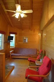 Hillside Lodge & Chalets - Image 5