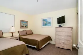 Imperial Beach Club 204 - Image 3