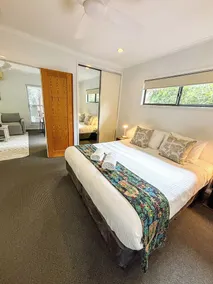 On Obi Maleny - Image 2