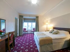 Brambletye Hotel - Image 2
