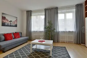 Town Hall Apartment - Image 5
