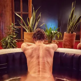 The Naked House Hotel Nudista - Image 3