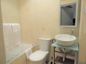 Hotel Saint Sauveur - Image 2