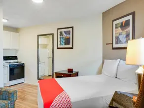 Urban Inn - Image 5