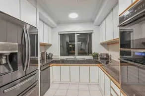 Grand Slam Getaway with Tennis Court and Heated Pool - Image 4