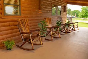 La Hacienda RV Resort & Cottages - Image 5