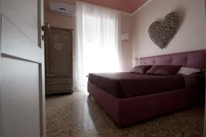 Suite Barocca Bed And Breakfast - Image 2