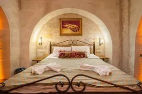 Blue Moon Cave Hotel - Image 2