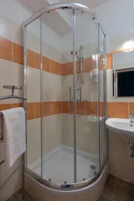 Smeralova Apartments - Image 2