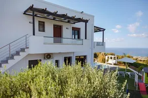 Vigles ,Modern Suites with jacuzzi and amazing view - Image 4
