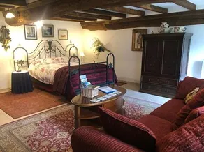 La Ferme Studio Apartments - Image 5