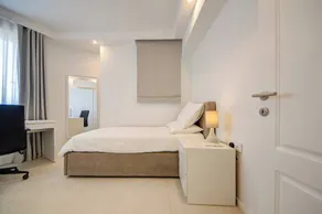 Luxury Penthouse With Private Pool and sea Views, Sleeps 6 - Image 5