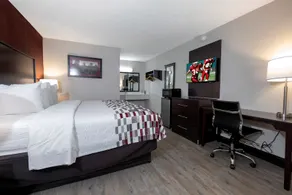 Riverfront Inn - Image 2