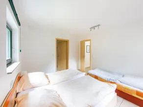 Spacious Semi-Detached House With Wood Stove Located Directly On The Rennsteig - Image 3