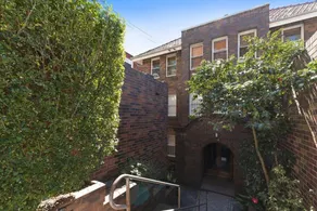 Luxury Escape, in Bellevue Hill Apartment - Image 3