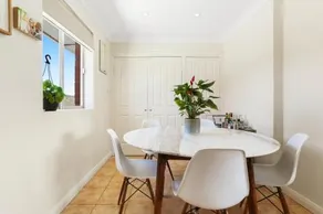 Randwick l 3 Bedroom Apartment + Parking - Image 5