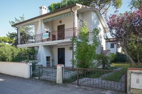 Villetta Con Ampio Giardino - Image 4