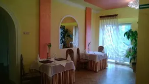 Yuca Hotel - Image 5