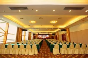 Dreamland Hotel Huizhou - Image 5