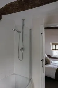 The Fleur De Lys - Image 4