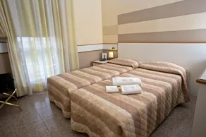 Hotel Faro - Image 2