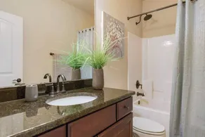Spacious 3BR Condo in Ocean Springs - Image 2