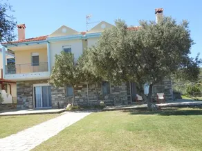 Villa Twins - Image 3
