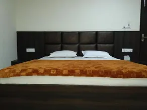 Collection O Hotel Shree Ji - Image 5