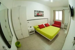 Exotic B&B - Image 5