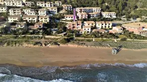 Pelago Glyfada Seafront Beach House - Image 2