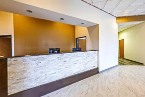 Coratel Inn & Suites By Jasper Fairfield - Image 2