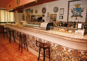 Cuatro Esquinas - Image 2