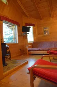Hillside Lodge & Chalets - Image 4
