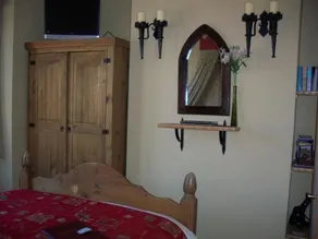 Minstrel's Rest - Image 4