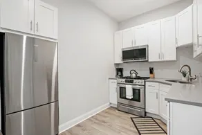 Logan Square Corner 3BR, Walkable to Highlights - Image 3