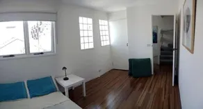 Fitzroy spacious house - Image 3