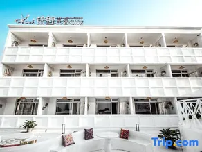 The Koi Fish Designer Homestay - Image 3