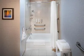 Holiday Inn Express Pullman - Image 3