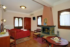 Theareston Guesthouse - Image 3