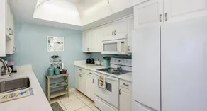 Space Coast Retreat - Image 5